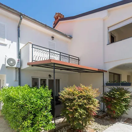 Malerisches, Hundefreundliches Nur 400 Meter Zum Mit Bbq, Babybett Будинок відпочинку *