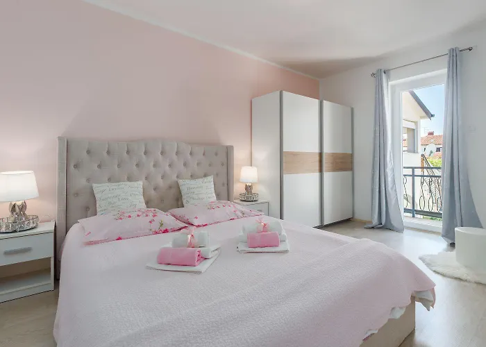 Malerisches, Hundefreundliches Nur 400 Meter Zum Mit Bbq, Babybett